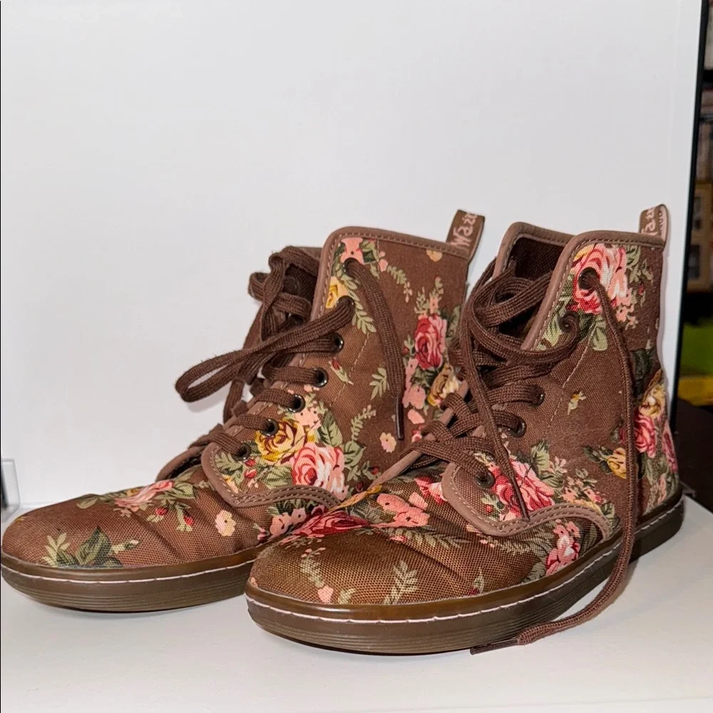 Dr. Martens Floral Brown High-Top Sneakers Women’s size 9 - Picture 3 of 11